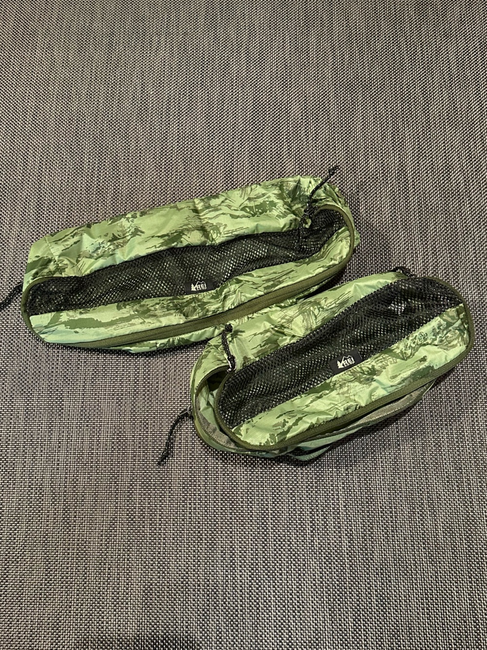 Green Men’s Travel Packing Cubes Set - Lightweight Mesh Organizer